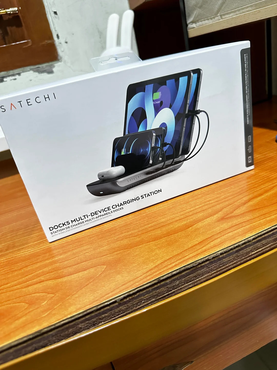 Image of Satechi Dock5 Multi-Device Charging Station with Qi Wireless Pad | 5-Port USB-C & USB-A Fast Charger