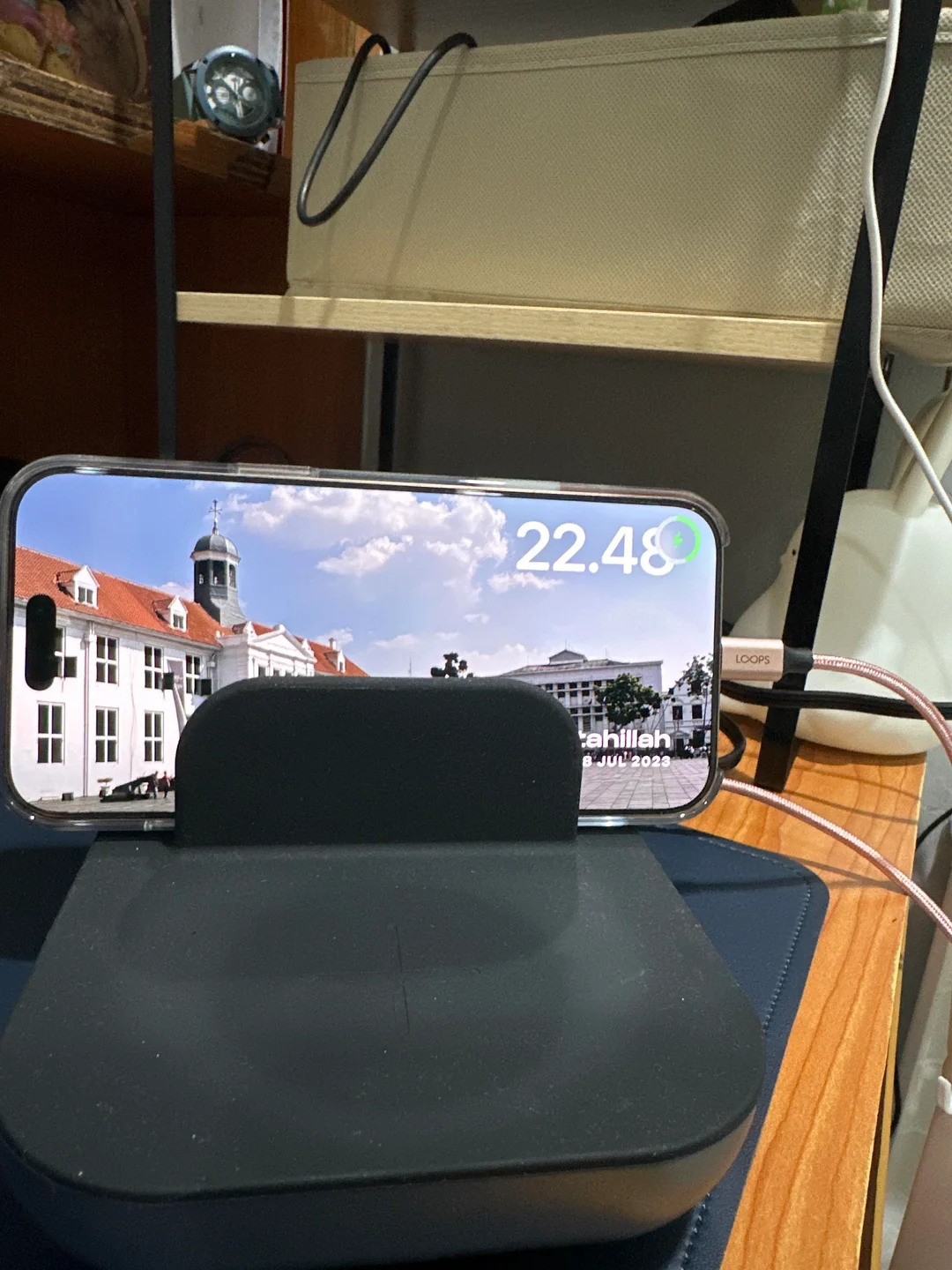 Satechi Dock5 Multi-Device Charging Station with Qi Wireless Pad | 5-Port USB-C & USB-A Fast Charger
